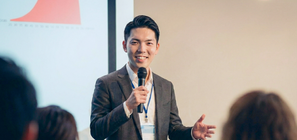 出向者・副業実施者による成果報告ピッチ